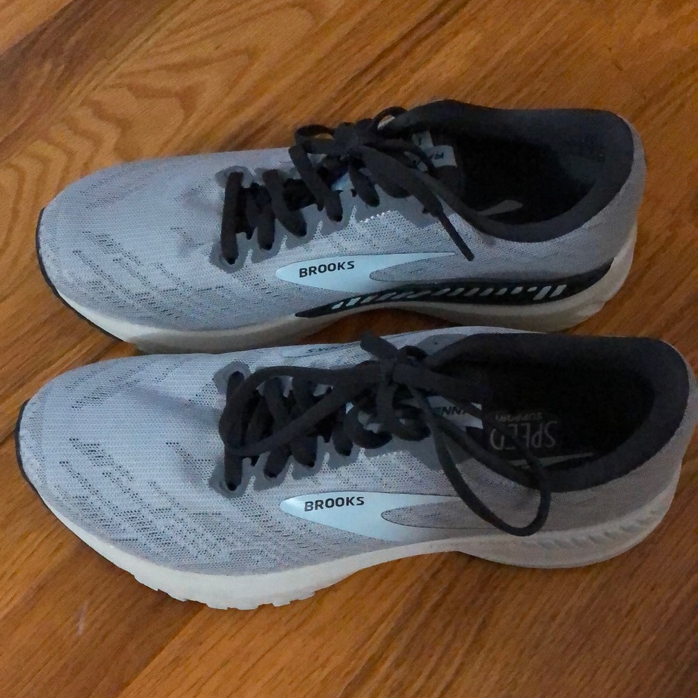 Brooks Ravenna 11 in almost new condition!